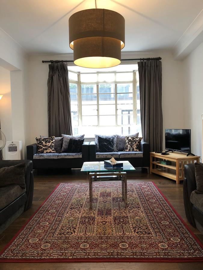 141 Knightsbridge Park Mansions * Londra